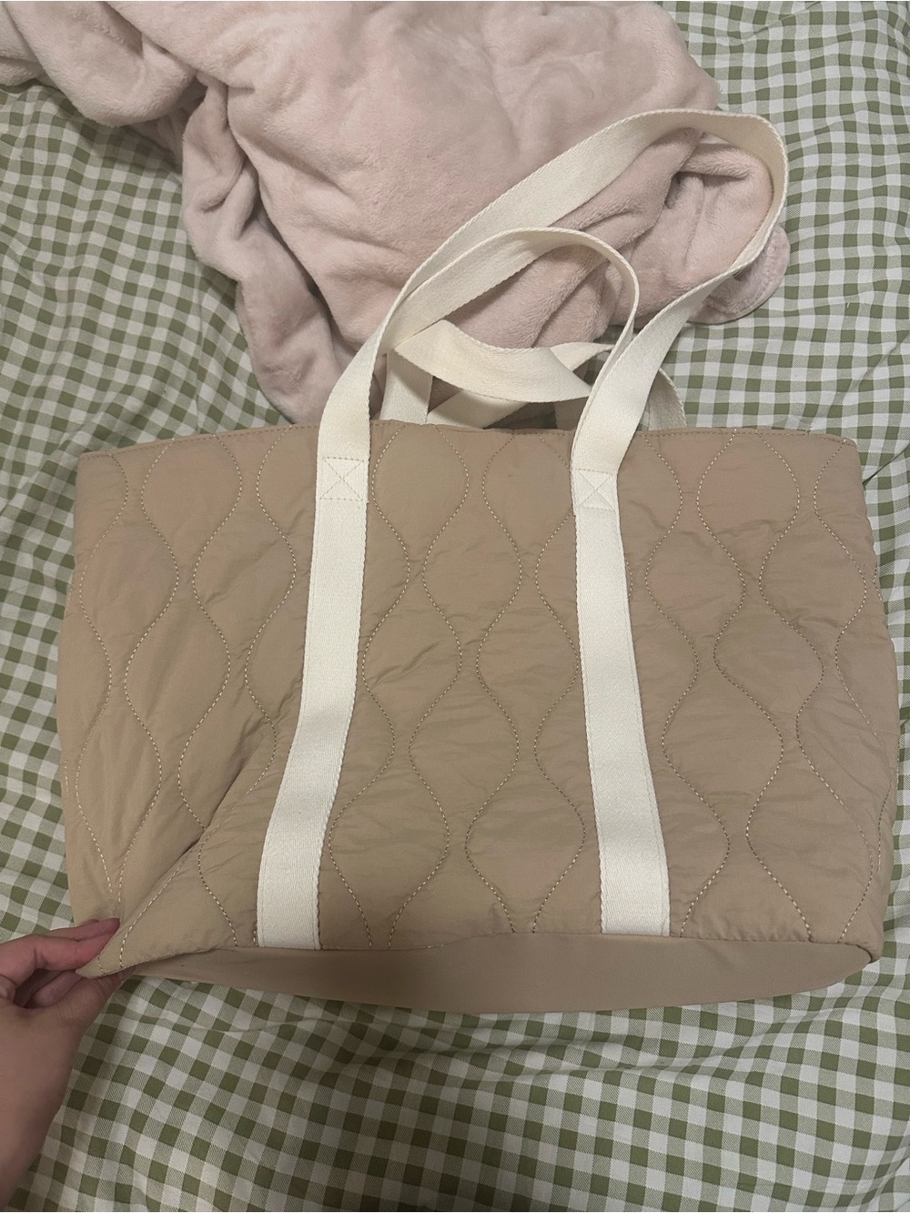 Universal Thread Quilted Puffer Tan Tote Bag